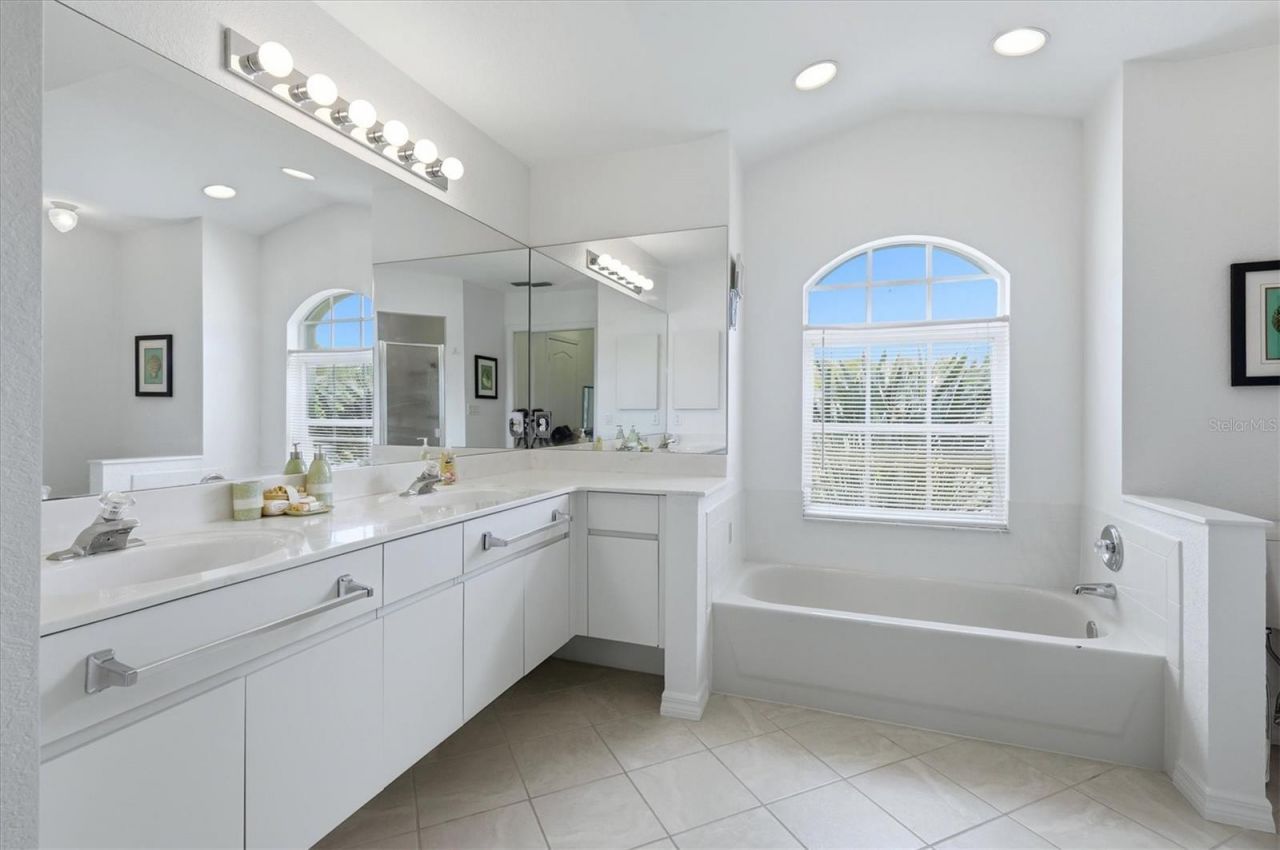 156 Mark Twain Lane, Rotonda West, FL 33947 Photo