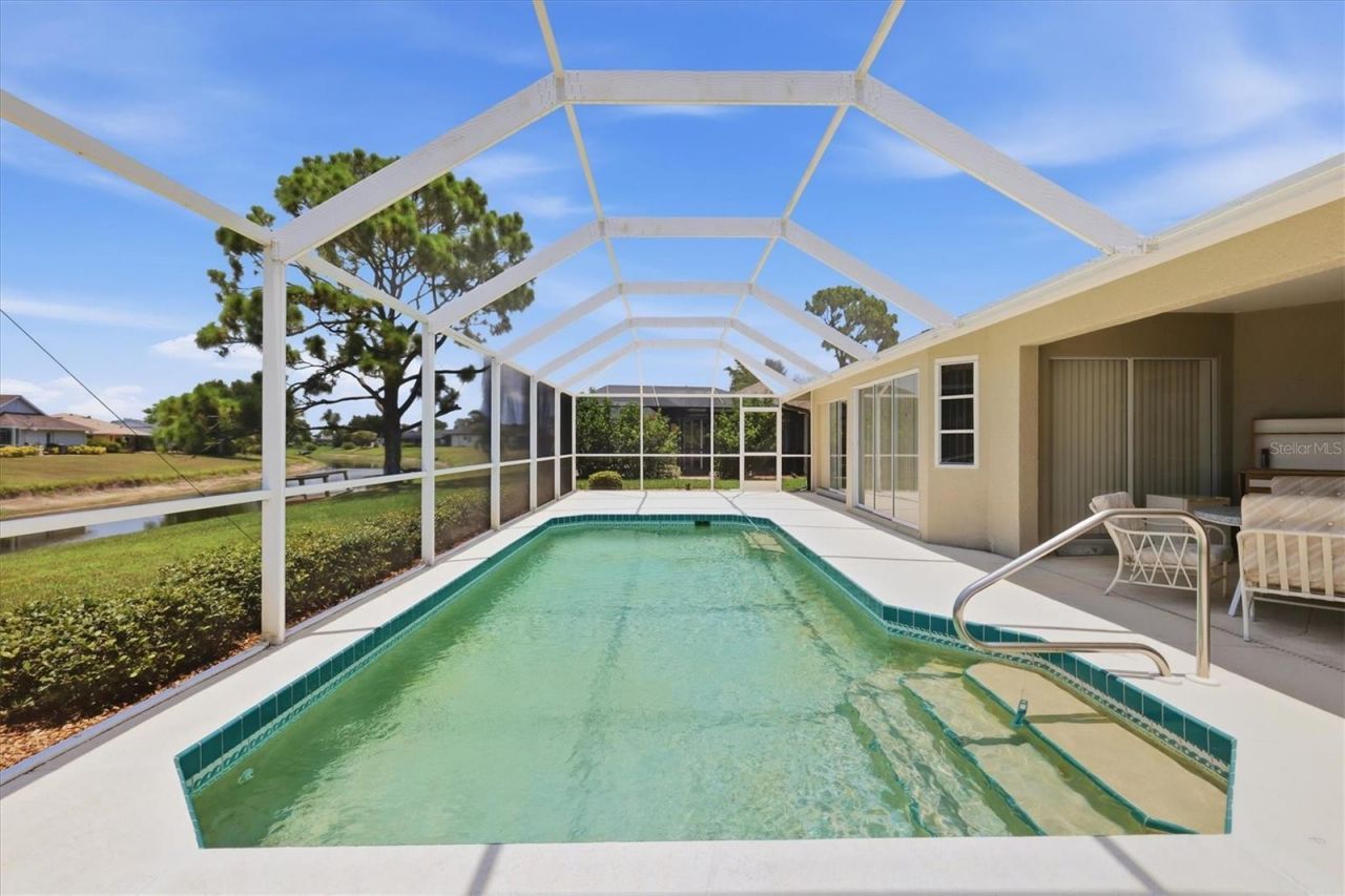 156 Mark Twain Lane, Rotonda West, FL 33947 Photo