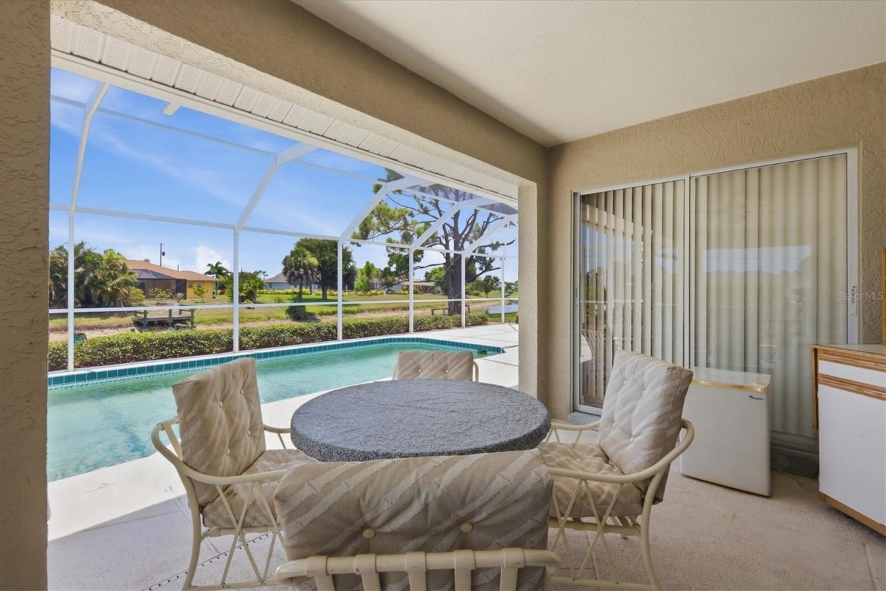 156 Mark Twain Lane, Rotonda West, FL 33947 Photo