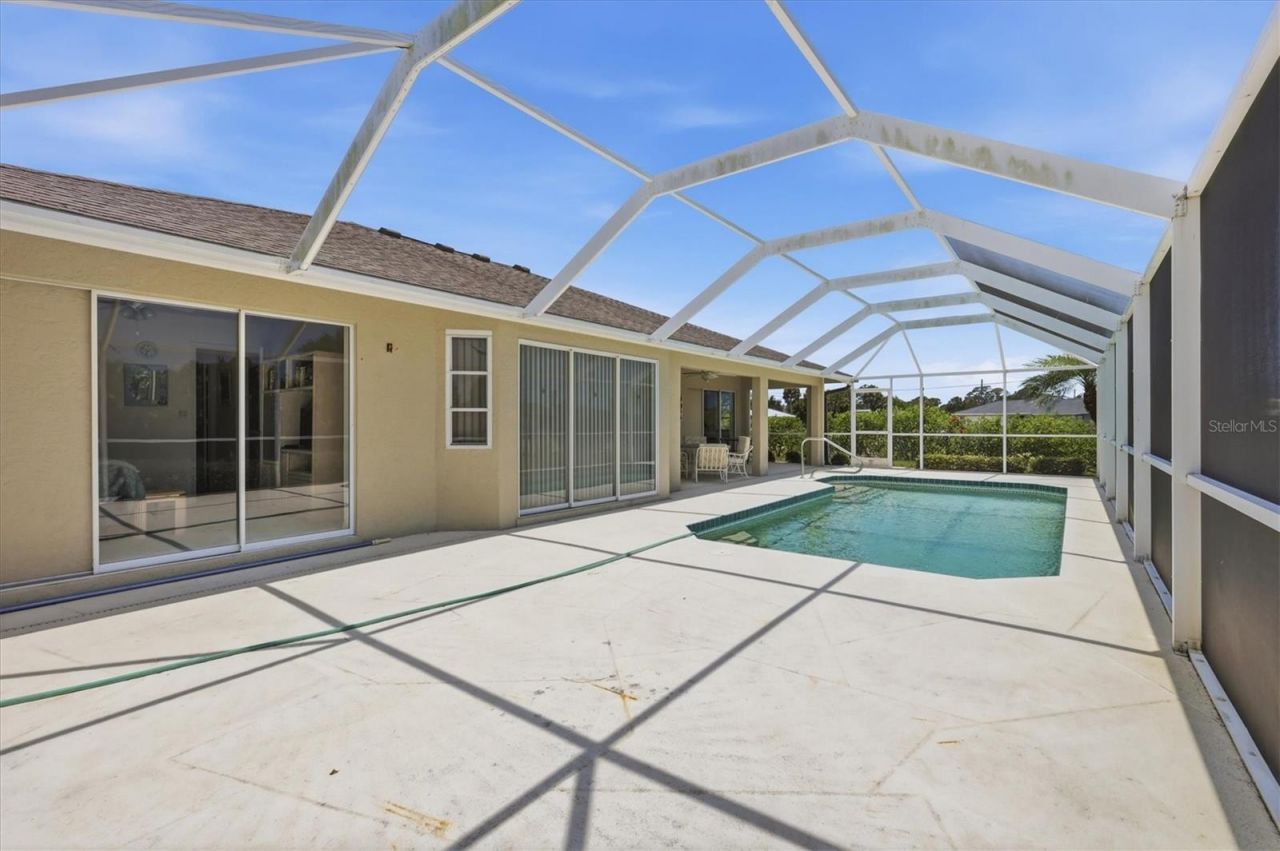156 Mark Twain Lane, Rotonda West, FL 33947 Photo