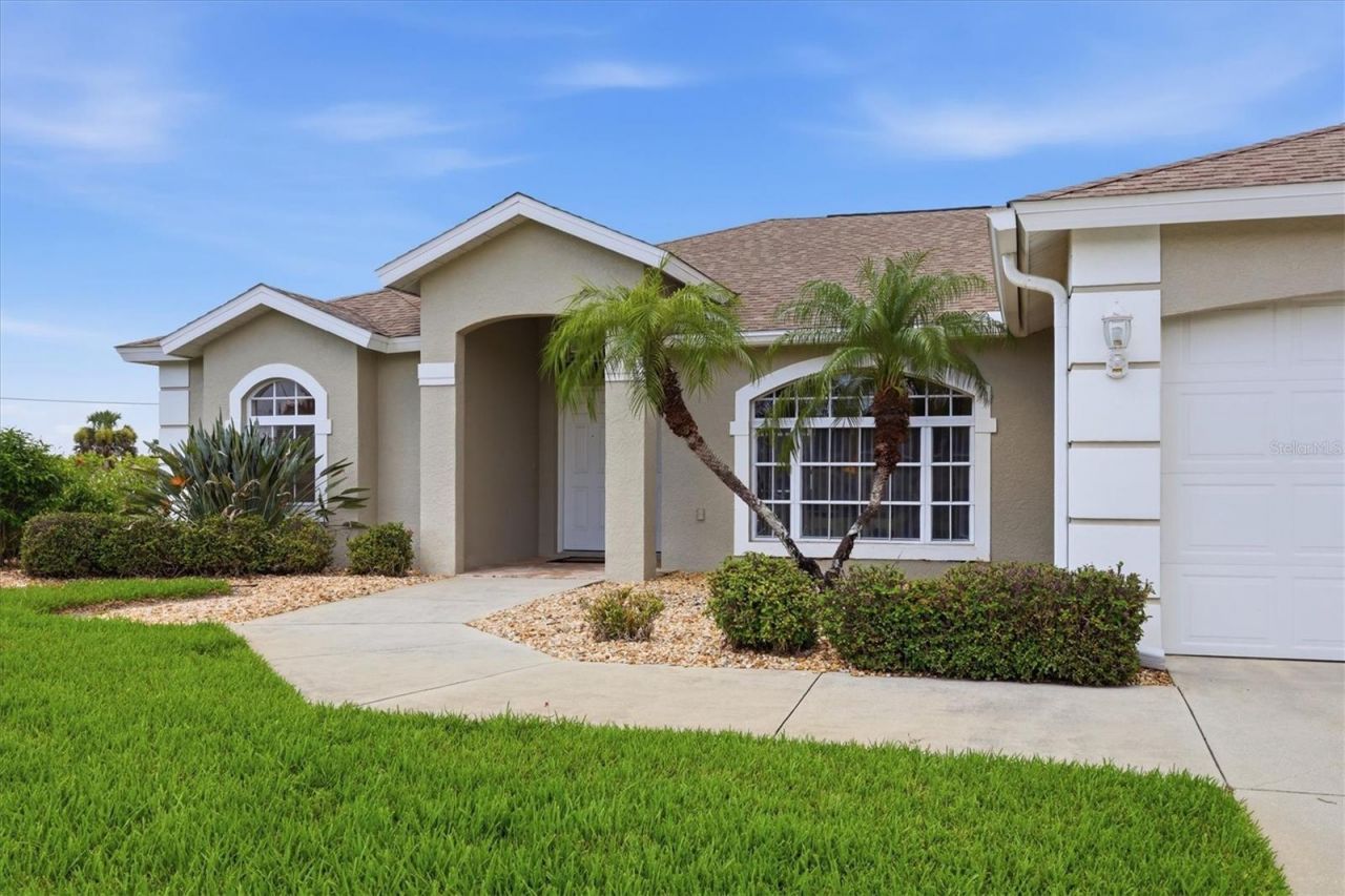 156 Mark Twain Lane, Rotonda West, FL 33947 Photo
