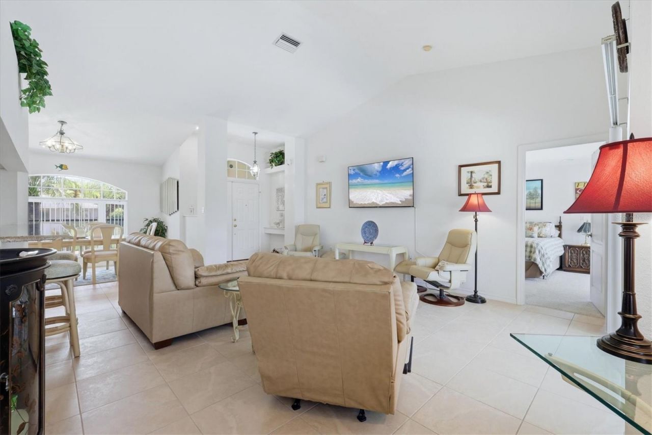 156 Mark Twain Lane, Rotonda West, FL 33947 Photo