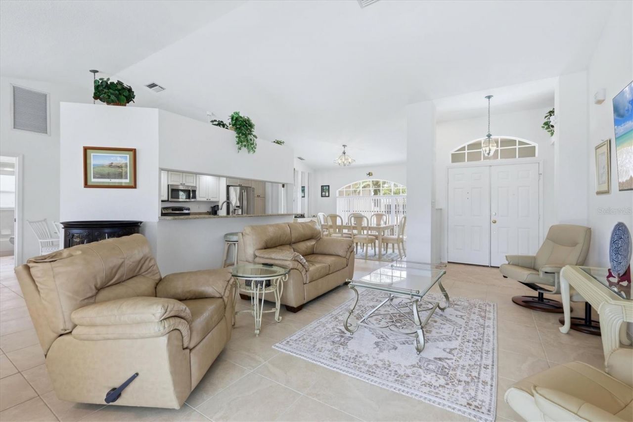 156 Mark Twain Lane, Rotonda West, FL 33947 Photo