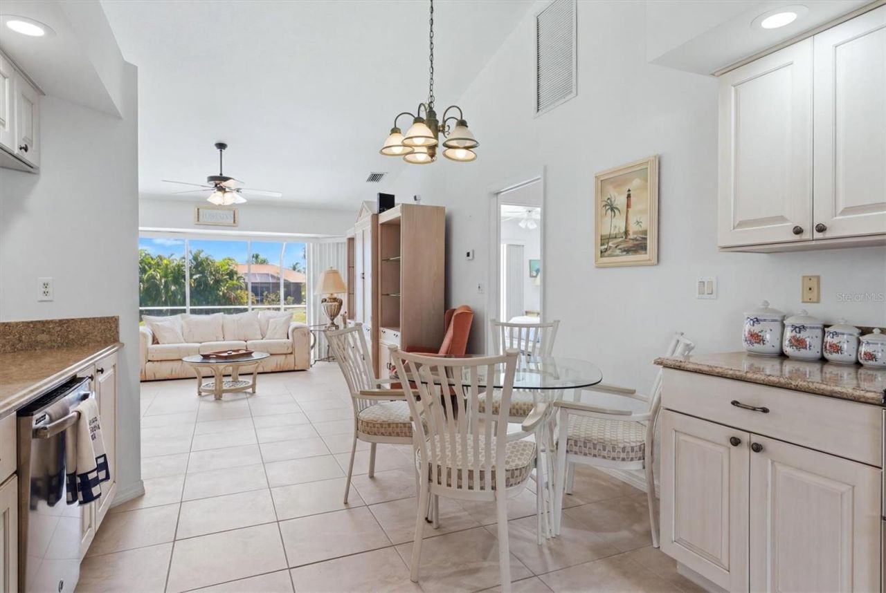 156 Mark Twain Lane, Rotonda West, FL 33947 Photo