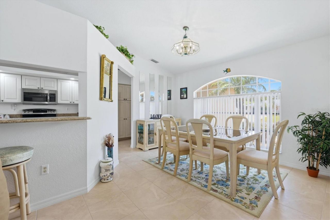 156 Mark Twain Lane, Rotonda West, FL 33947 Photo