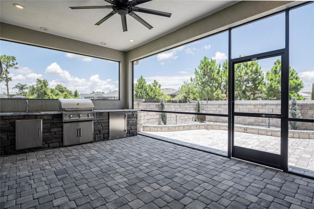 6545 Emerald Woods Lane, Lakeland, FL 33813 Photo
