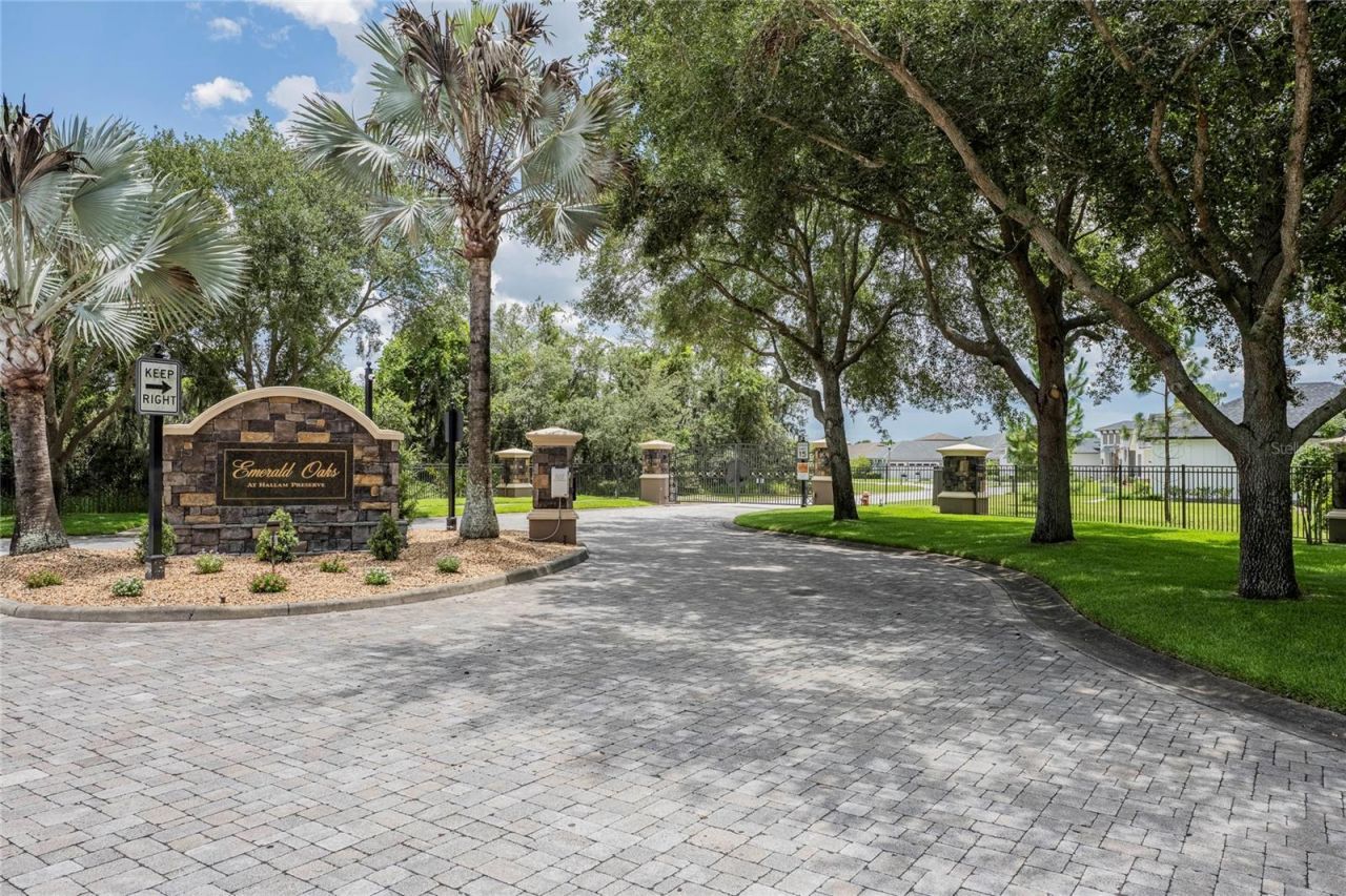 6545 Emerald Woods Lane, Lakeland, FL 33813 Photo