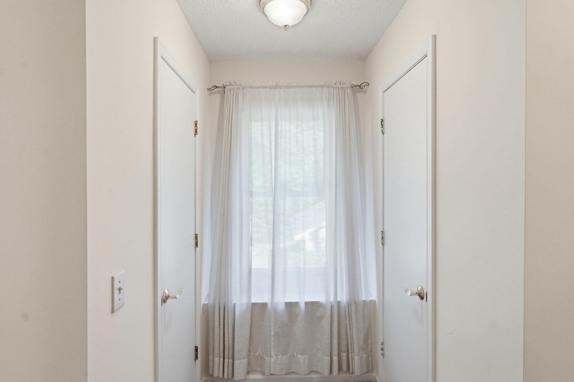 36 Manor Boulevard Photo 28