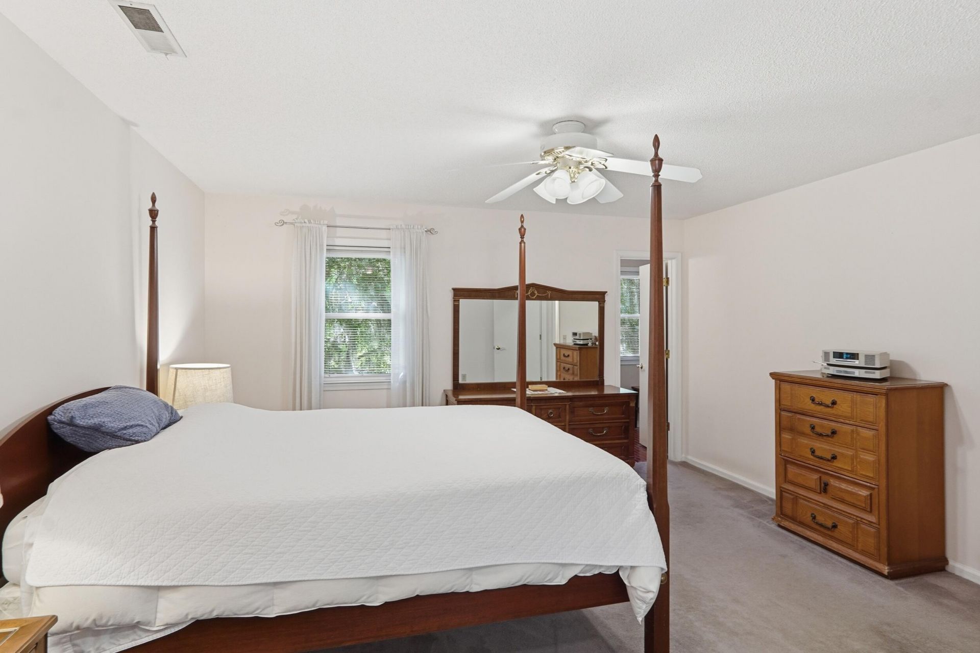 36 Manor Boulevard Photo 29
