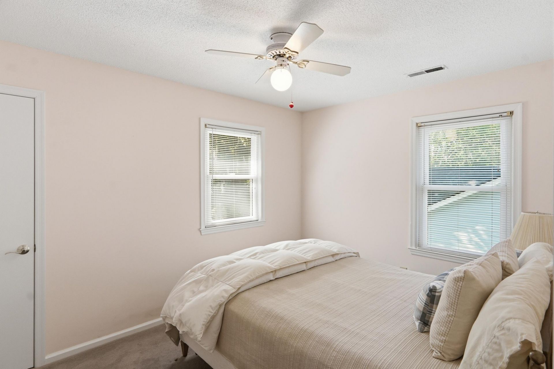 36 Manor Boulevard Photo 36