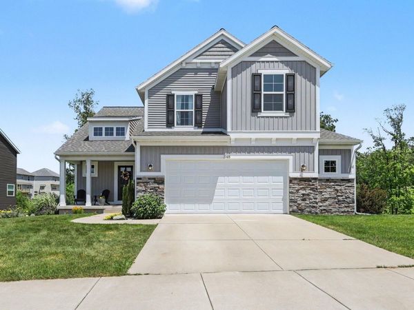 348 Park Place Drive NE, Rockford, MI 49341