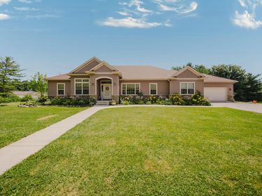 6684 Borror Road, Grove City, OH 43123
