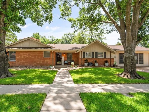 1409 Sundale Street, Ennis, TX 75119