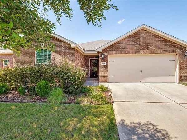 1614 Park Trails Boulevard , Princeton, TX 75407