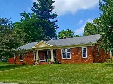 209 Pocahontas Trail, Georgetown, KY 40324