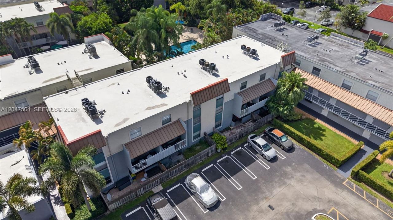 4600 SW 67th Ave , Unit 111, Miami, FL 33155 Photo