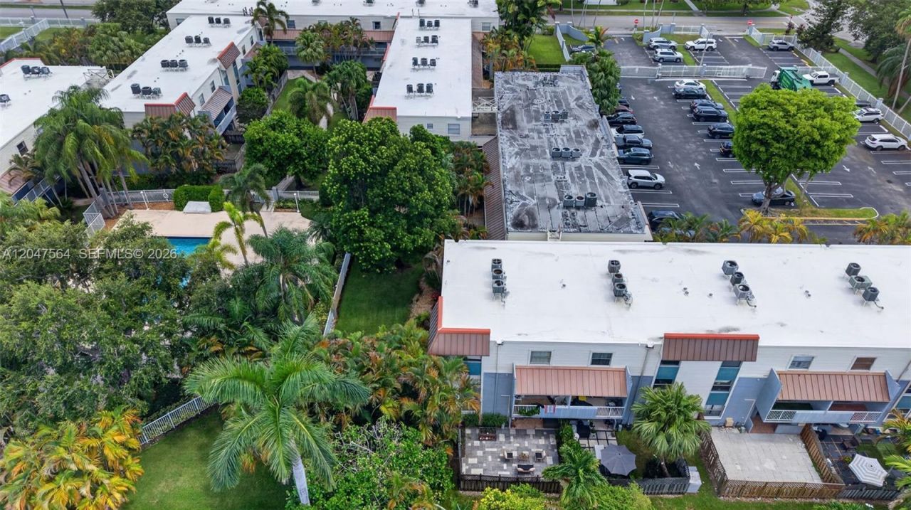 4600 SW 67th Ave , Unit 111, Miami, FL 33155 Photo