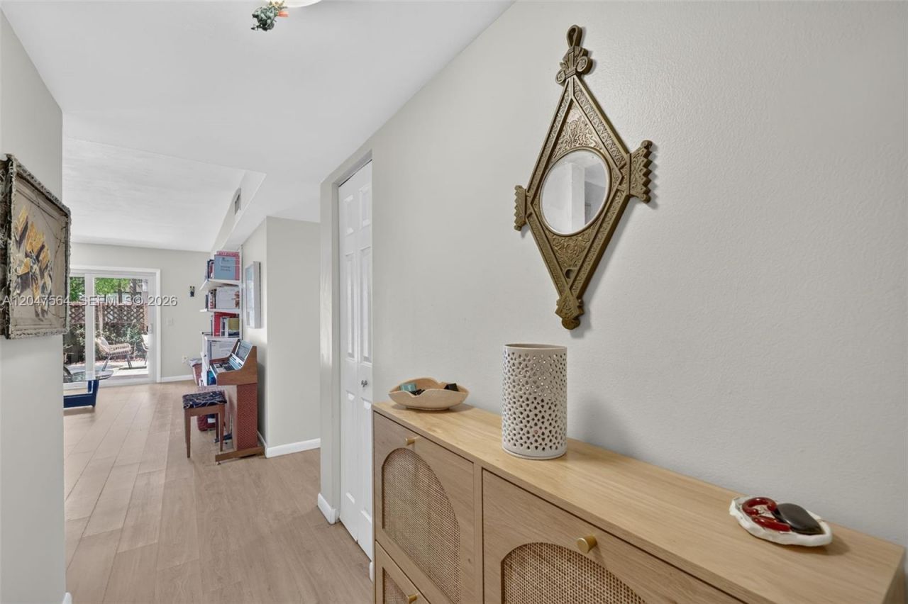 4600 SW 67th Ave , Unit 111, Miami, FL 33155 Photo