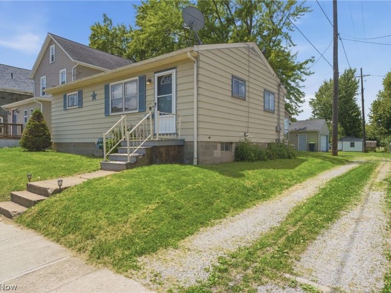 232 S 15th Street, Sebring, OH 44672 Photo 3