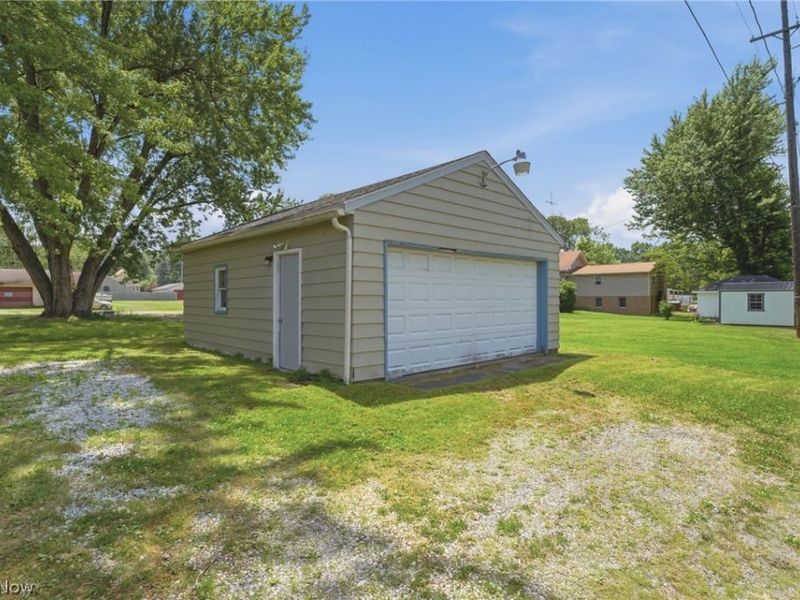 232 S 15th Street, Sebring, OH 44672 Photo 5