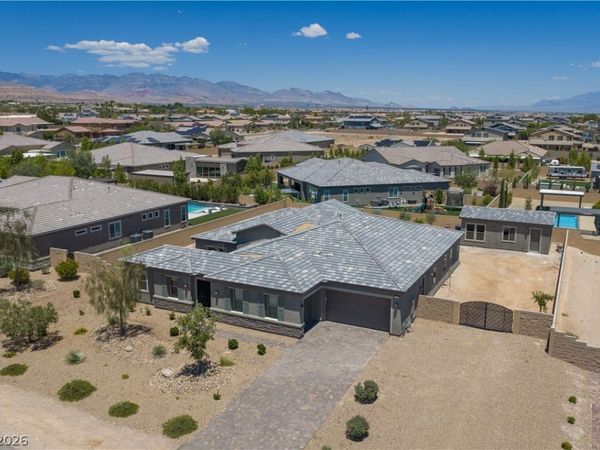 7612 W Torino Avenue , Las Vegas, NV 89113
