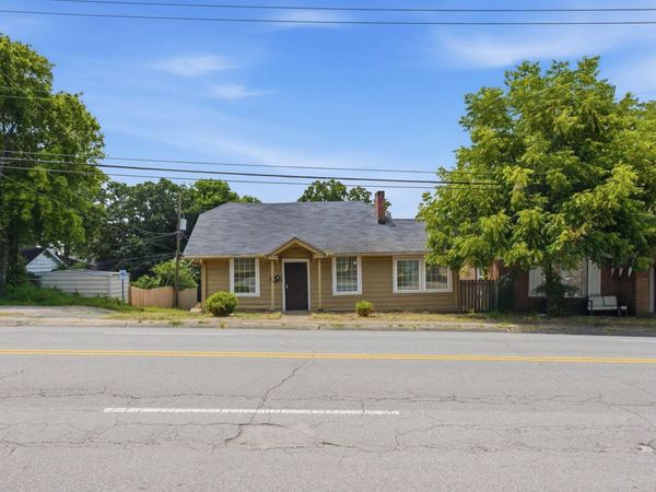 3315 W Markham Street , Little Rock, AR 72205