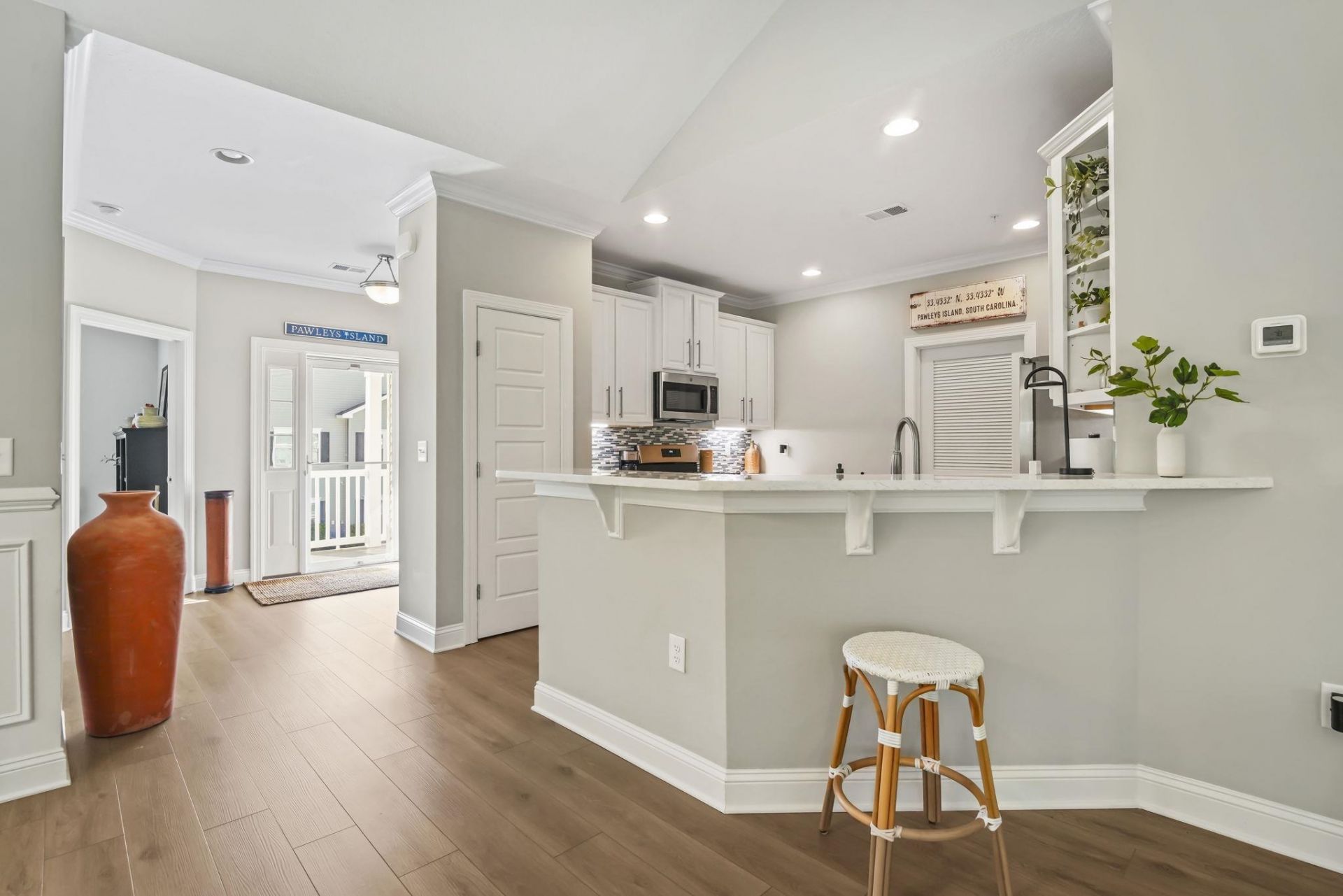 908 Jackline Place  Photo 16