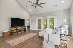 908 Jackline Place  photo 4