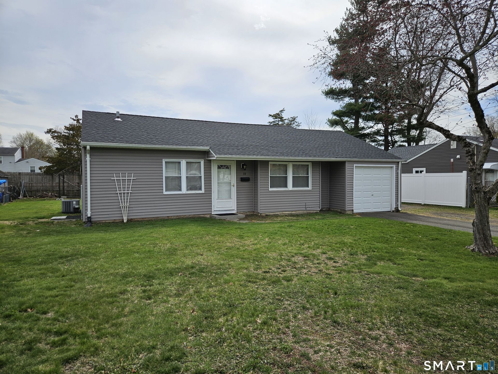 11 Audette, Wallingford, CT 06492 Main Photo