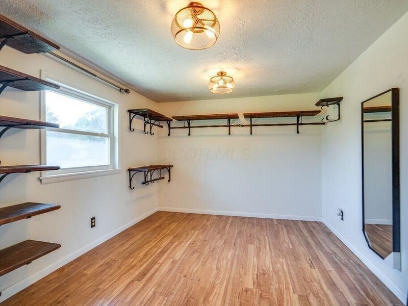 18080 Woodview Lane, Fredericktown, OH 43019 Photo 27