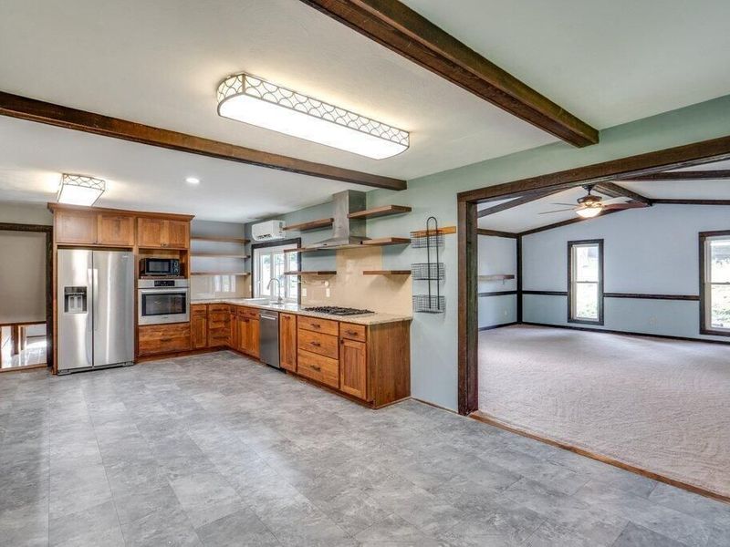 18080 Woodview Lane, Fredericktown, OH 43019 Photo 9