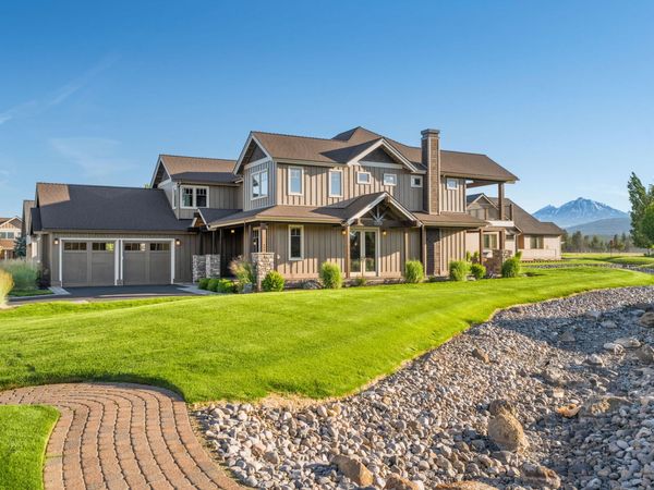 751 S Redwood Street, Sisters, OR 97759