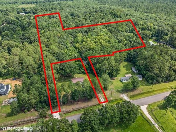 13200 Old Pascagoula Road , Grand Bay, AL 36541