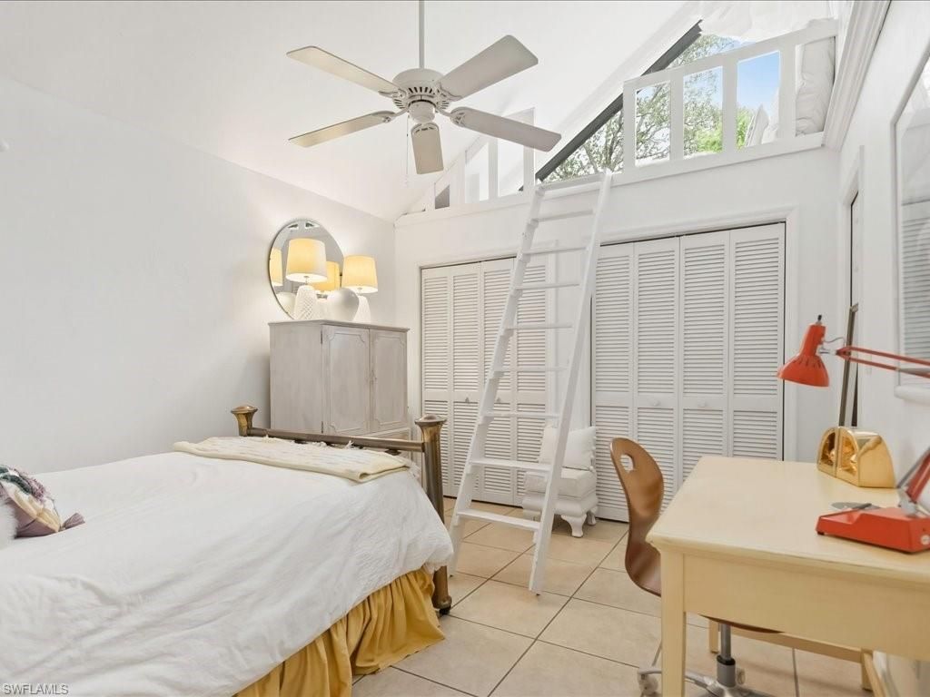 1337 Solana Rd , Naples, FL 34103 Photo