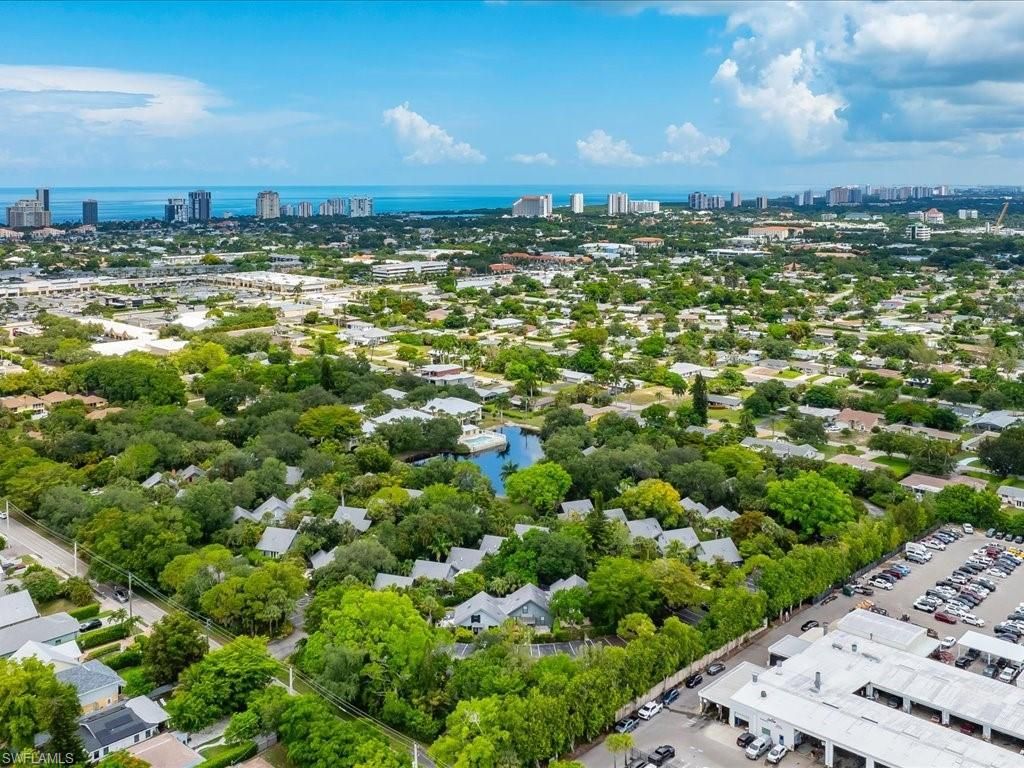 1337 Solana Rd , Naples, FL 34103 Photo