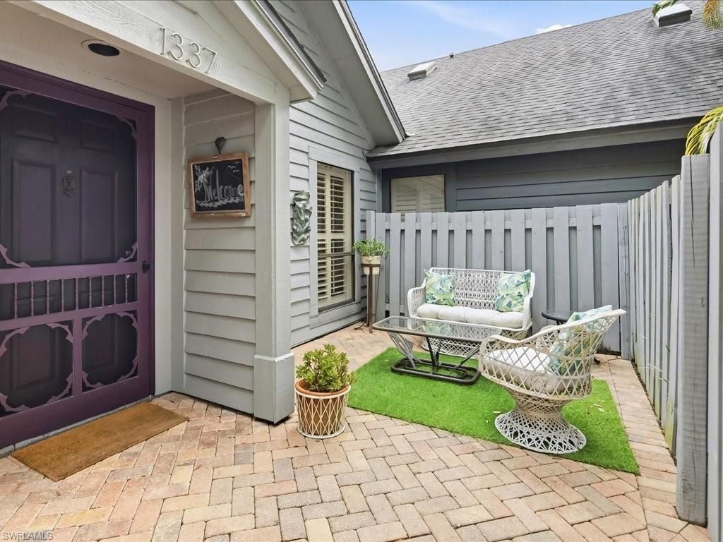 1337 Solana Rd , Naples, FL 34103 Photo