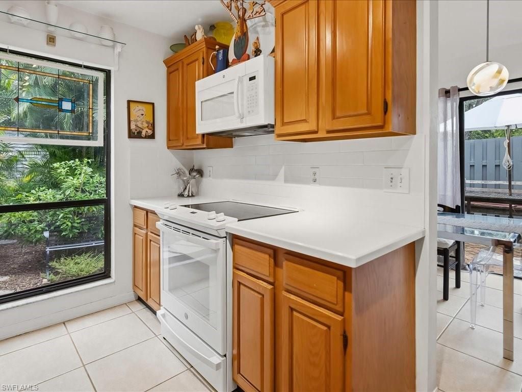 1337 Solana Rd , Naples, FL 34103 Photo