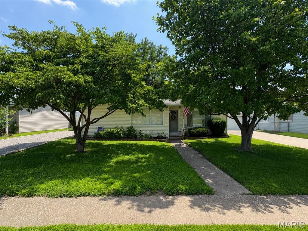 2816 Dale Avenue , Granite City, IL 62040 Main Photo