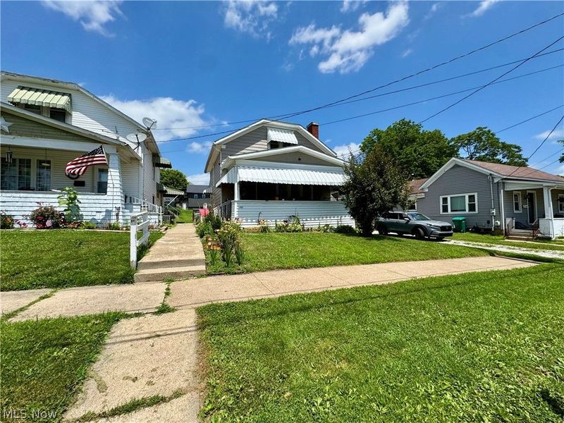 402 E Marietta St. Manor, Woodsfield, OH 43793 Photo 2