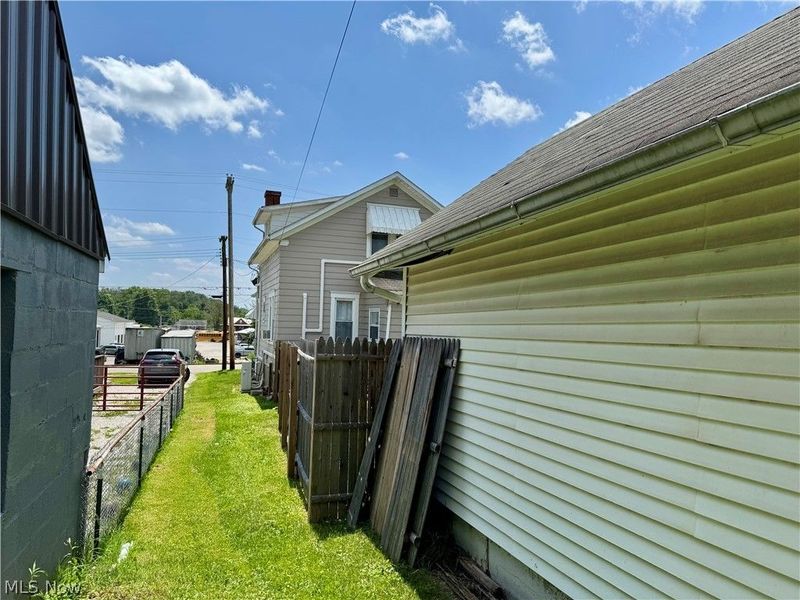 402 E Marietta St. Manor, Woodsfield, OH 43793 Photo 9