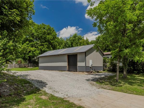 223 Grandview Ave , Indiana, PA 15701