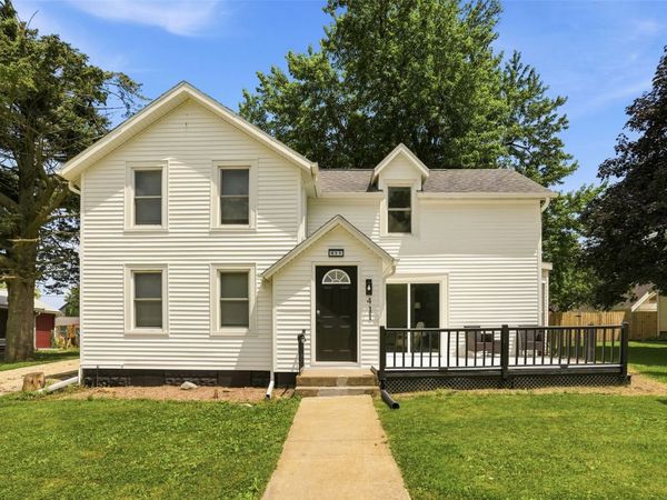 411 5th Avenue , Clarence, IA 52216