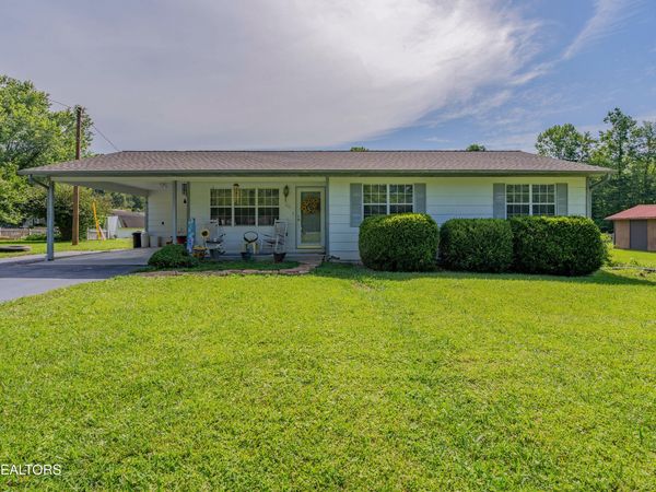 210 Jackson Lane, Oliver Springs, TN 37840