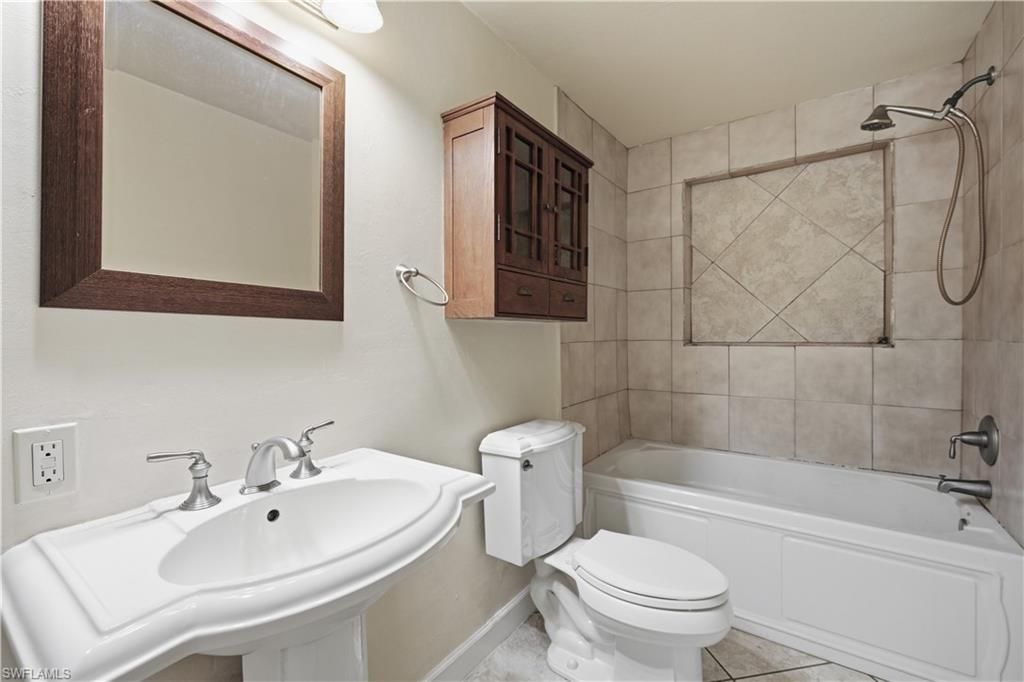 2249 Ephraim Ave , Fort Myers, FL 33907 Photo