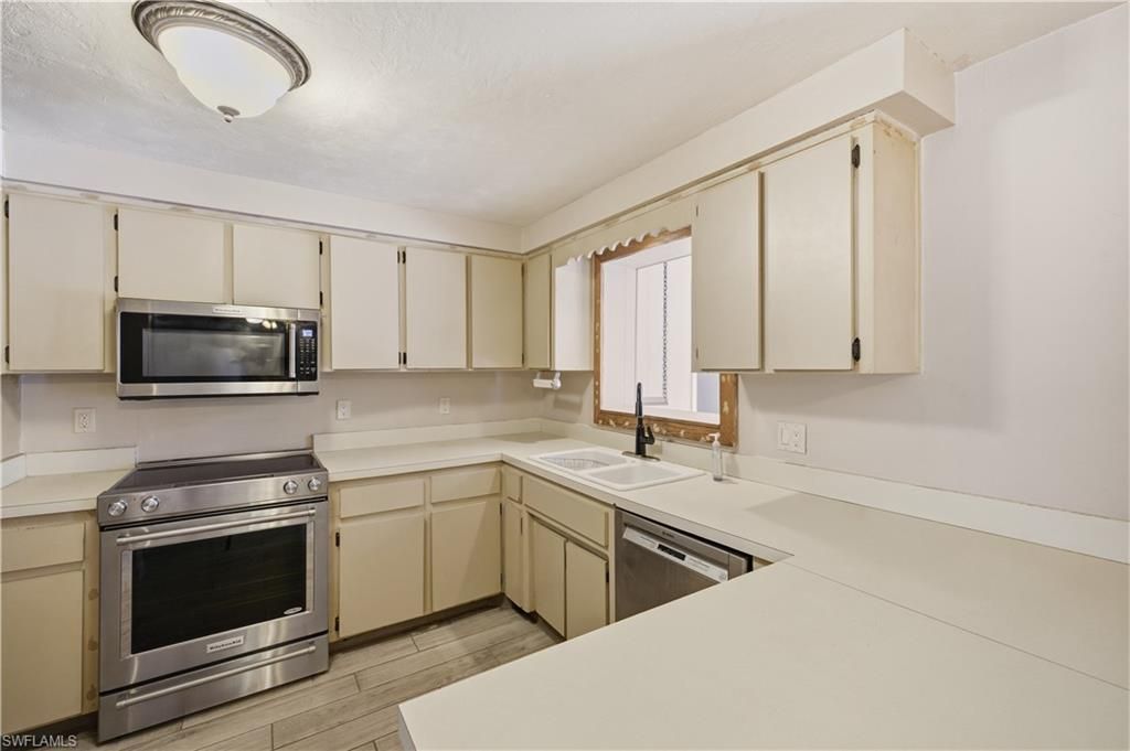2249 Ephraim Ave , Fort Myers, FL 33907 Photo