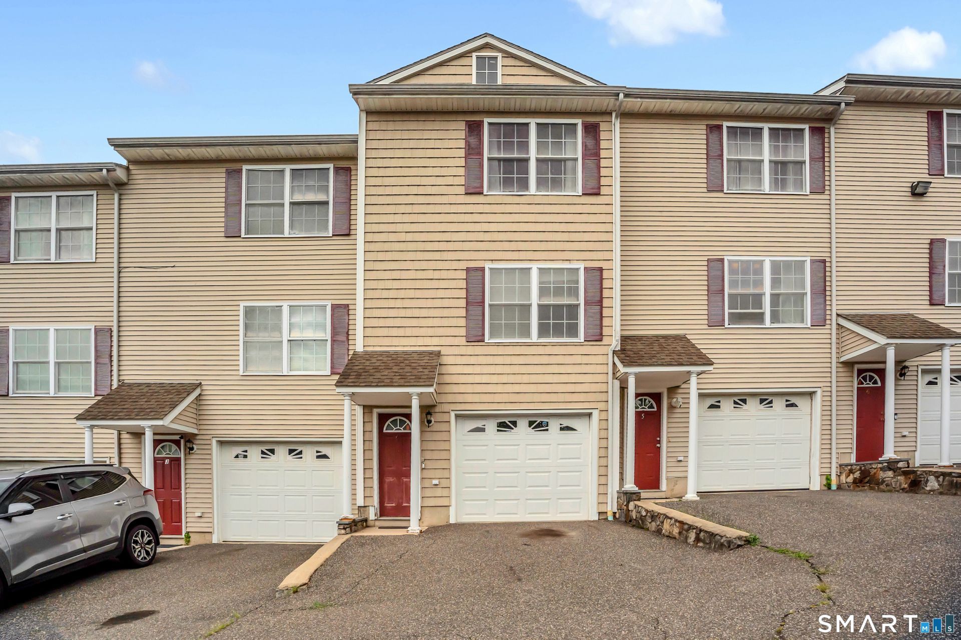 166 Hamden, Unit 4, Waterbury, CT 06704 Main Photo