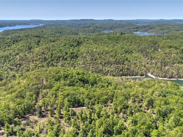 Lot 5 Eagle Cove Road , Eureka Springs, AR 72631