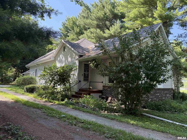 499 S FRONT Street, Bushnell, IL 61422