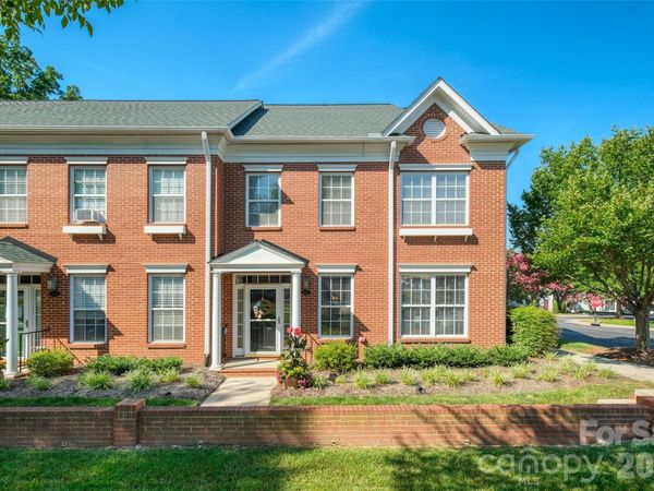 432 Park Square Place, Matthews, NC 28105