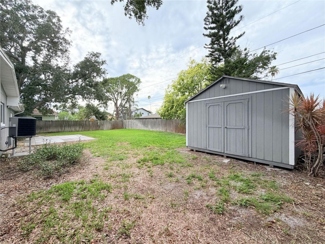 1843 Oklahoma Avenue Ne, Saint Petersburg, FL 33703 Photo